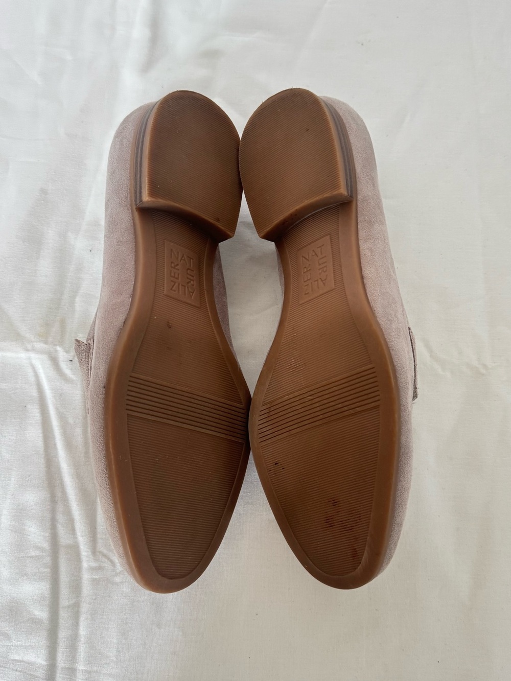 Naturalizer Women's Suede Loafers in Taupe Size 6 - Picture 8 of 10